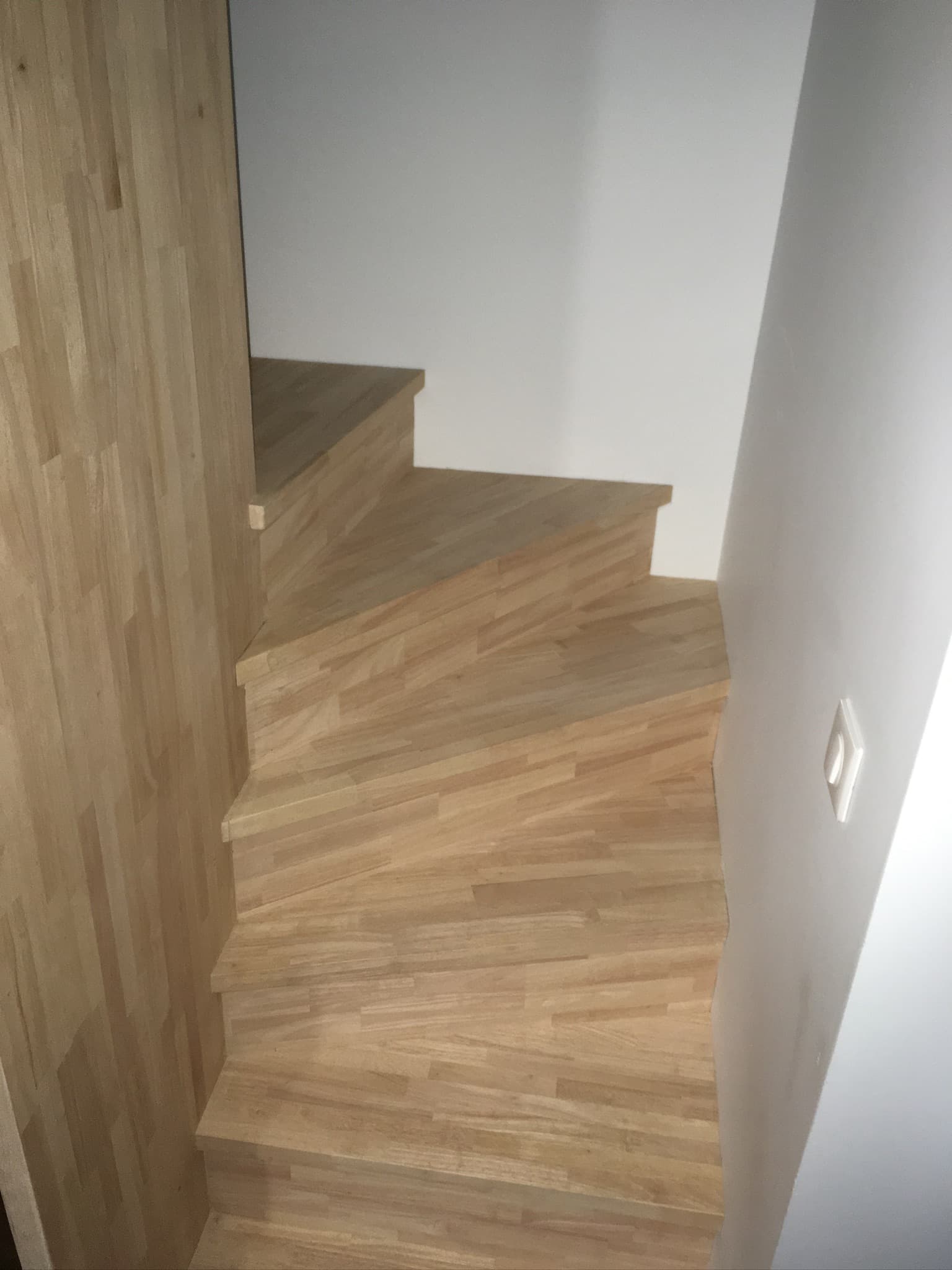 Pose d'Escalier - Photo 2